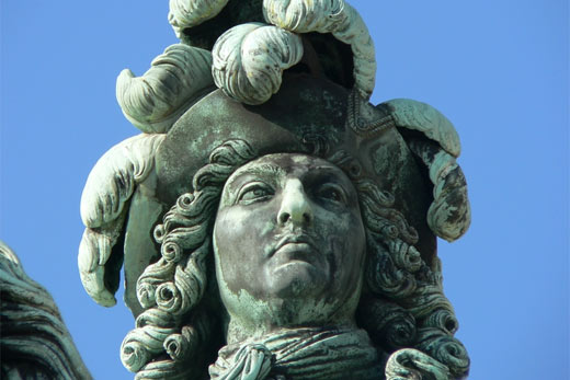 Statue Louis XIV vor dem Schloss