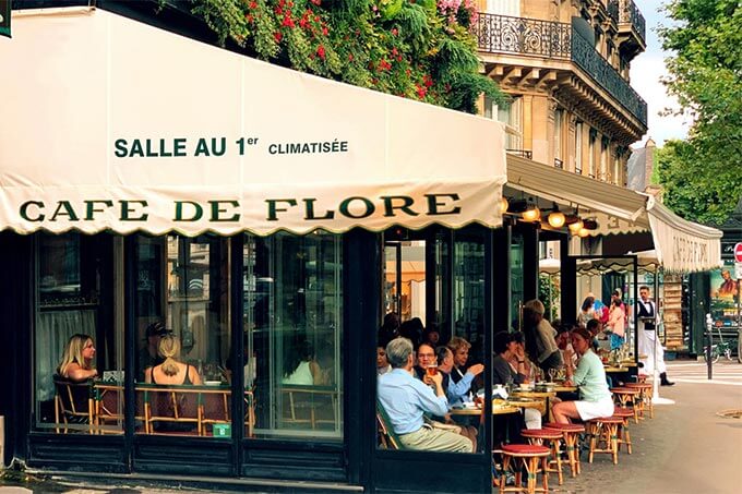 das Cafe de Flore in Saint-Germein-des-Pres