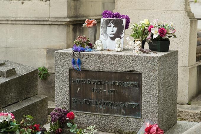 Grab von Jim Morisson auf dem Friedhof Pere Lachaise